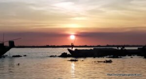 ষোলআনী সৈকত